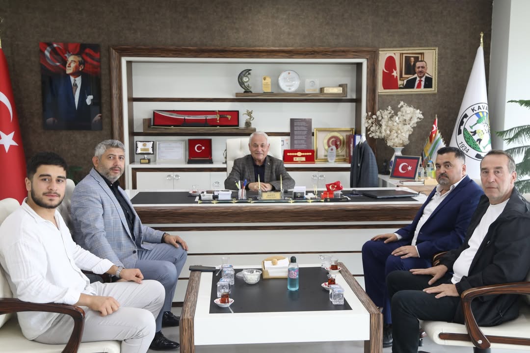 Chp Kavak İlçe Başkanı Sayın Sebahattin Çağlar Ve ...