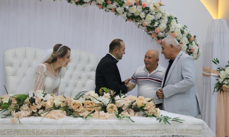 Ayşe Ve Özcan Yavrularımızın Kavak Kardelen Düğün ...