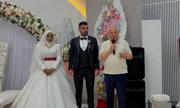 Vesile Ve Faruk Ciftlerimizin Düğün Merasimine Kat...