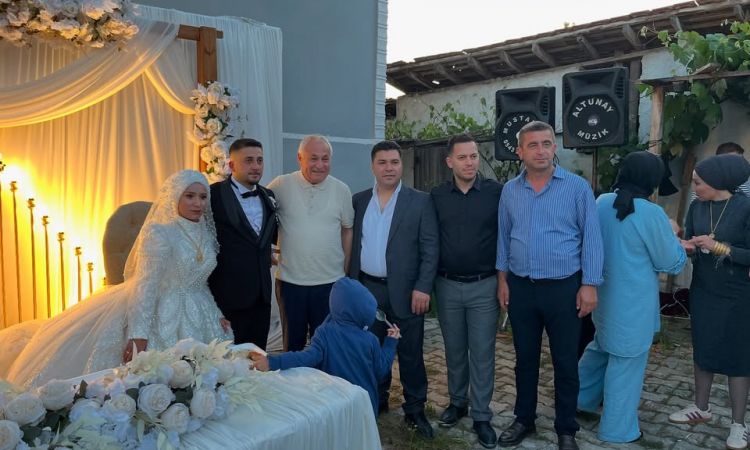 Yasemin Ve Murat Çiftlerimizin Düğün Merasimine Ka...