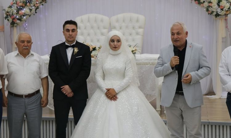 Nuray Ve Recep Çiftlerimizin Düğün Merasimine Bele...