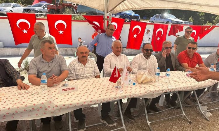 Başalan Mahallesi’nde Düzenlenen Yaz Şenliğinde Si...
