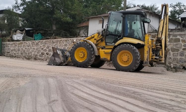 📌ilçemizin Dört Bir Yanında Sürdürdüğümüz Çalışmal...