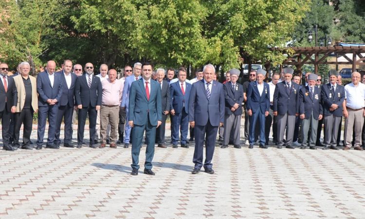 ''biz Türkler, Bütün Tarihimiz Boyunca Hürriyet Ve...