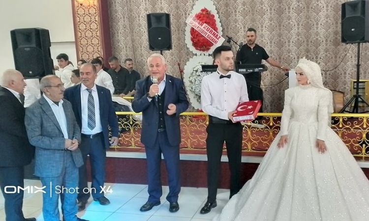 Serpil & Beşircan Çiftimizin Düğün Merasimine Katı...