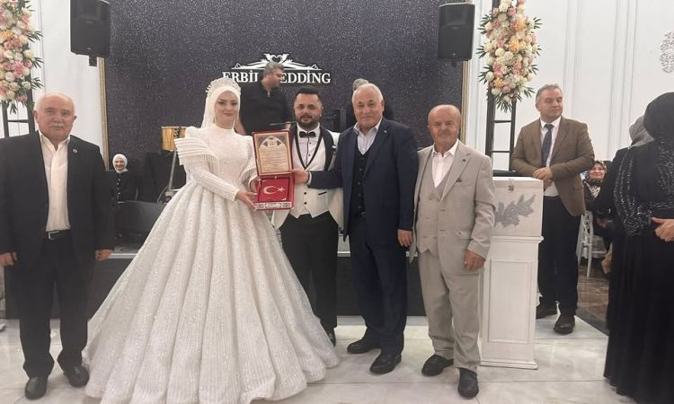 Beyza Ve Musa Çiftimizin Düğün Merasimine Katılara...