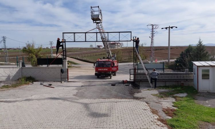 Fen İşleri Ekiplerimiz, Kavak Anadolu Lisesi'nin G...