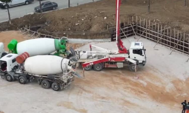 📍(eski Adıyla) Melih Gökçek Parkı<br />
<br />
ilç...