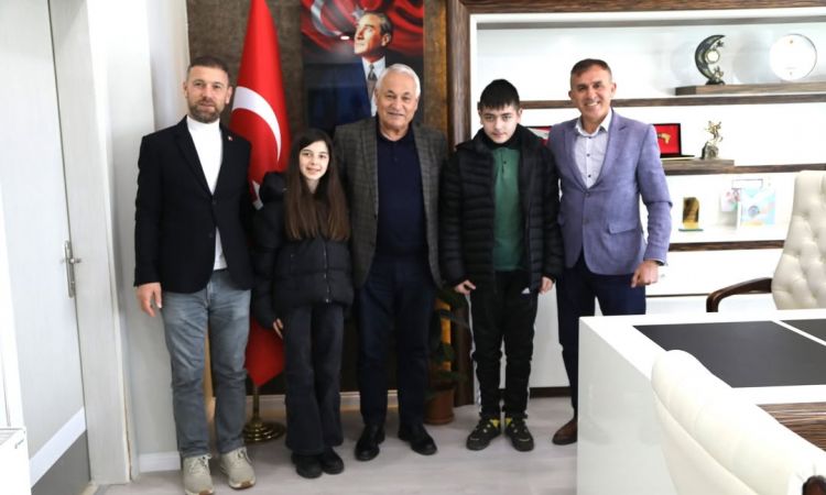 Geleceğimizin Teminatı, Pırıl Pırıl Evlatlarımız; ...