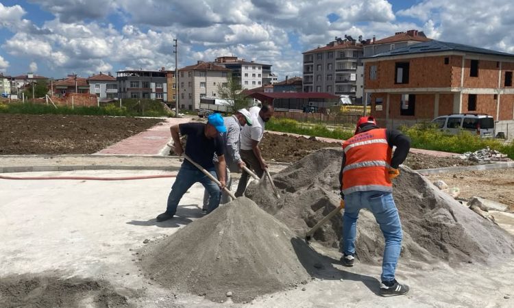 İlçemizin Dört Bir Yanını Yeni Yaşam Alanlarıyla D...