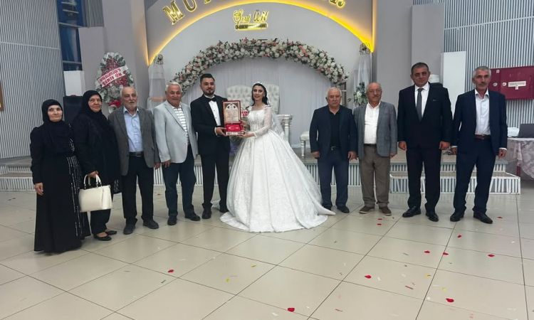 Emine Ve Furkan Evlatlarımızın Dünya Evine Girdiği...