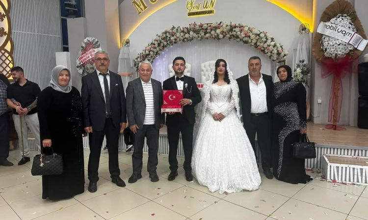 Simge Ve Mert Yavruyularımızın Dünya Evine Girdiği...
