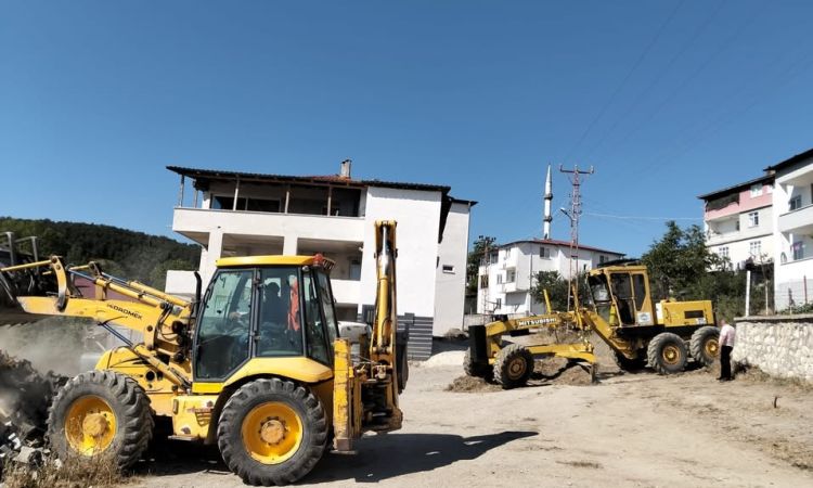 Karayusuflu Mahallemizde Yol Yapım Ve Onarım Çalış...