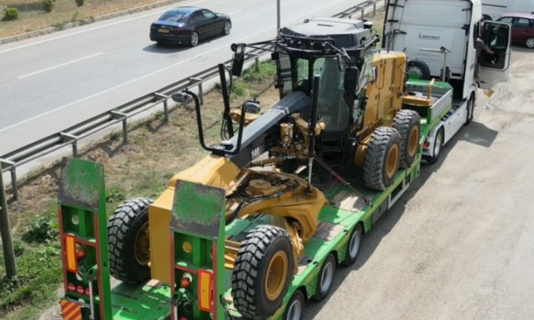 Daha Güzel Ve Yaşanabilir Bir Ilçe Için Durmadan, ...