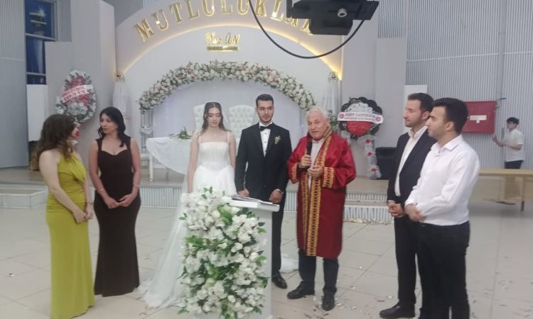 Esra Ile Ahmet Yavrularımızın Hayatlarını Birleşti...