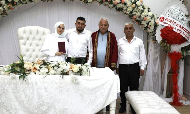 Fatma Ve Özcan Yavrularımızın Nikah Akitlerini Ger...
