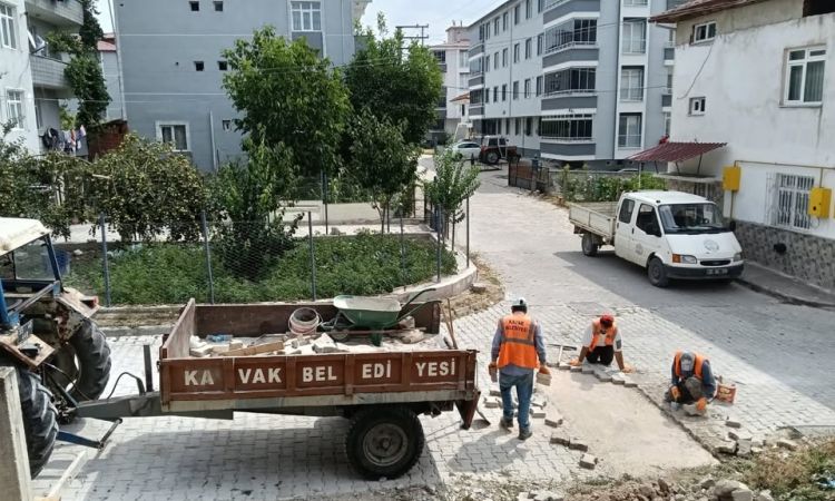 Ekiplerimiz, Ilçe Genelinde Yaya Ve Araç Trafiğini...