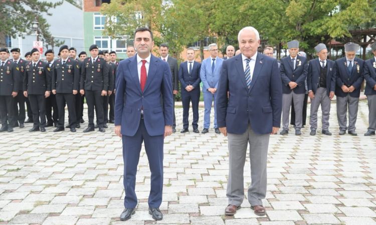 Vatanımızın Bölünmez Bütünlüğü, Milletimizin Birli...
