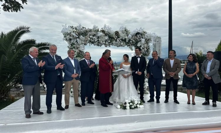 Önceki Dönem Atakum Belediye Başkanı Sayın Cemil D...