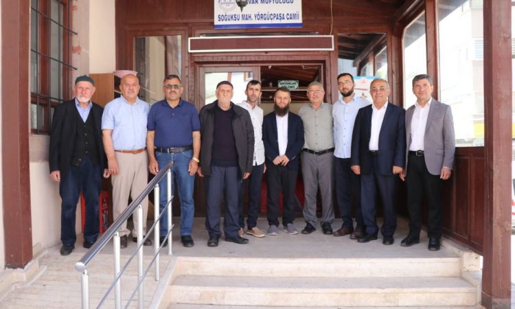 Hac Vazifesini Yerine Getirmek Için Kutsal Toprakl...