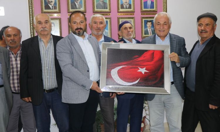 Karayusuflu Mahallesi Muhtarımız Sayın Ali Sayal'a...