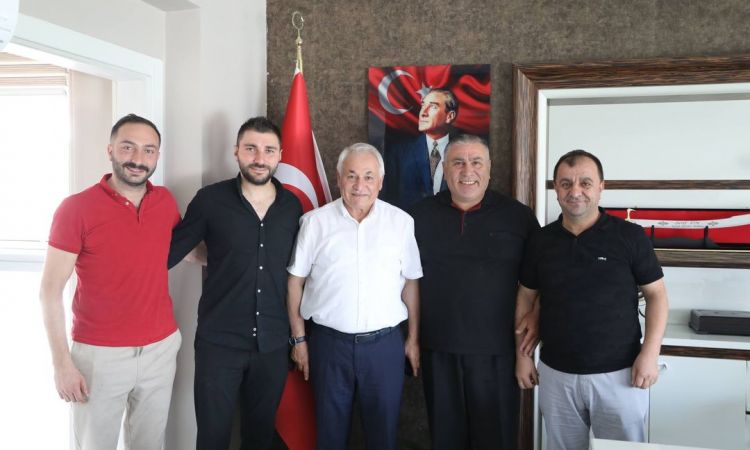 Kıymetli Arkadaşım Sayın Süleyman Sinecek Ve Çok D...
