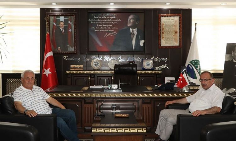 Ayvacık Belediye Başkanımız Sayın Refahittin Şenca...