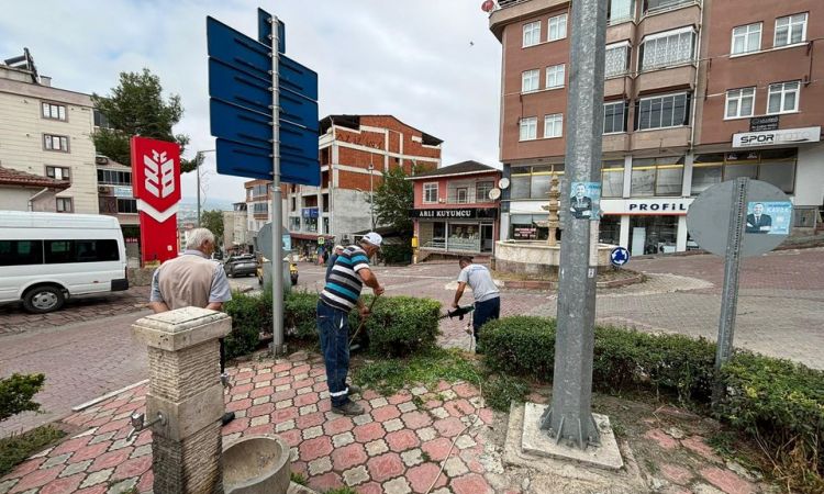 İlçemizin Kişisel Bakımı Devam Ediyor