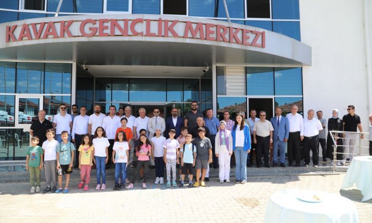 Kavak Kaymakamlığı Tarafından Kavak Gençlik Merkez...