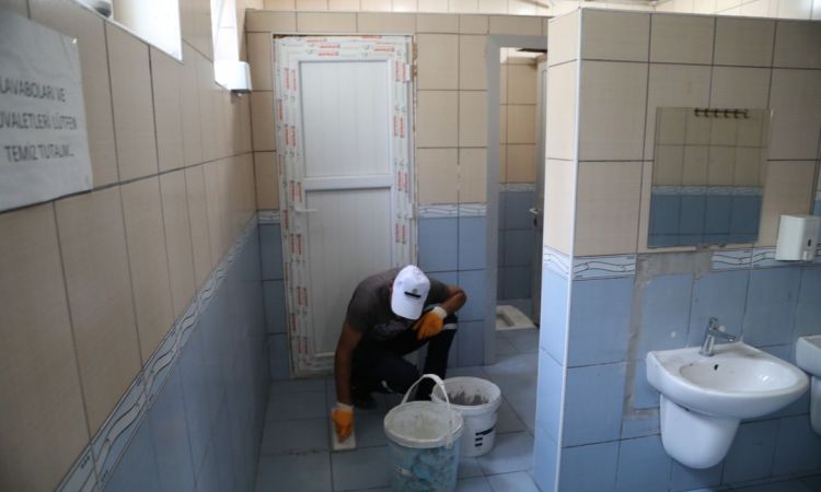 "yaz Tatili Boyunca Ilçemizdeki Okullarda Geniş Ka...