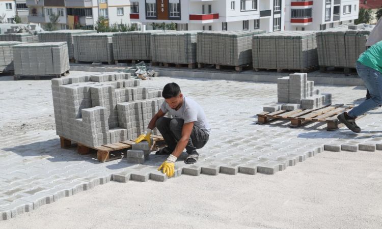 Fen İşleri Müdürlüğümüze Bağlı Ekiplerimiz, Yaşard...
