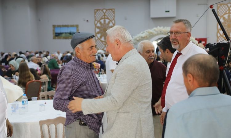 Arife Ve Mustafa Çiftimizin Düğün Törenine Başkan ...