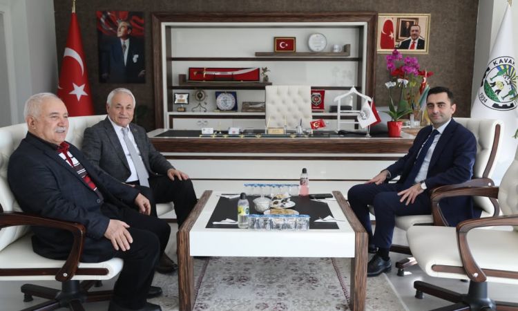 Kavak Kaymakamımız Sayın Taha Genç’e, Belediyemize...