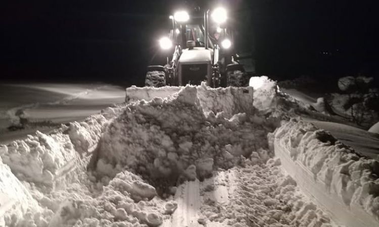 ❄️ Kış Şartlarına Rağmen Çalışmalarımız Devam Ediy...