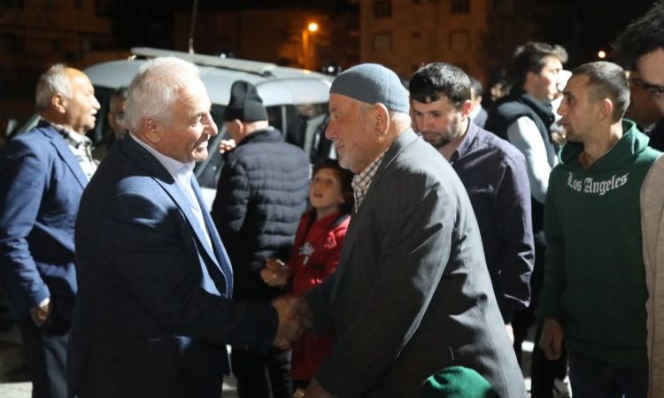 Kadir Gecesi’nde Bereketi Paylaştık 🌙✨<br />
<br /...