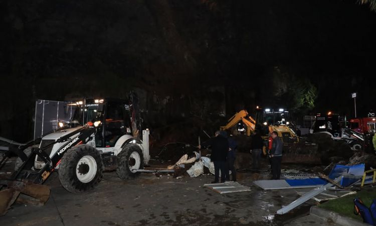 Samsun-ordu Karayolu Üzerinde, Canik Ilçemizde Bul...