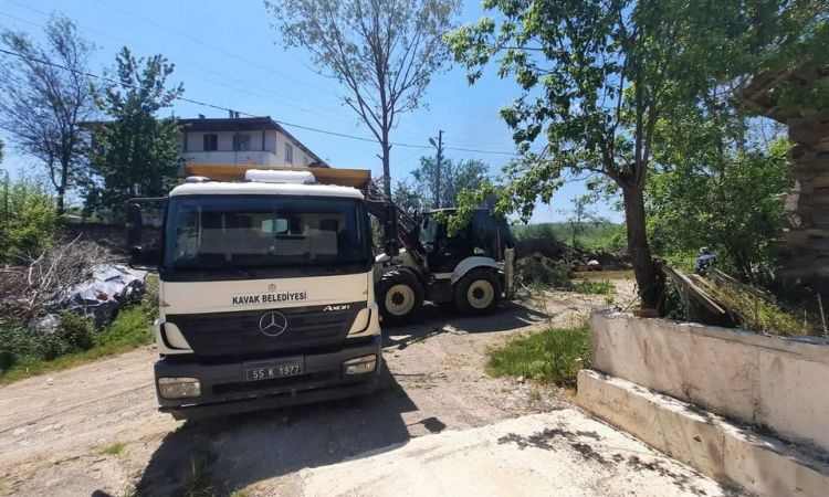 Belediyemiz Ekipleri Tarafından Bugün De Ilçemizin...